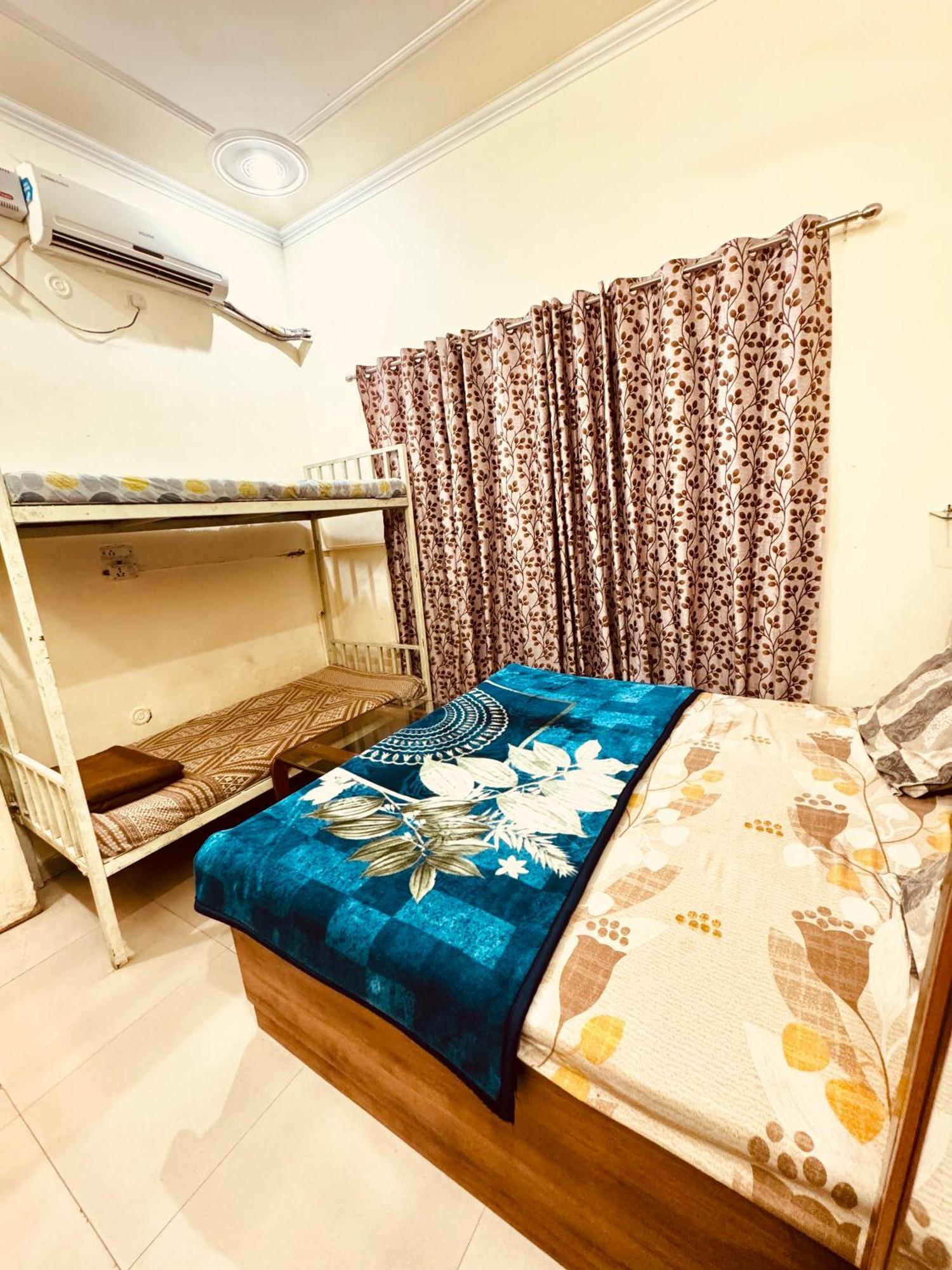 Qube House Bnb Rishīkesh Buitenkant foto