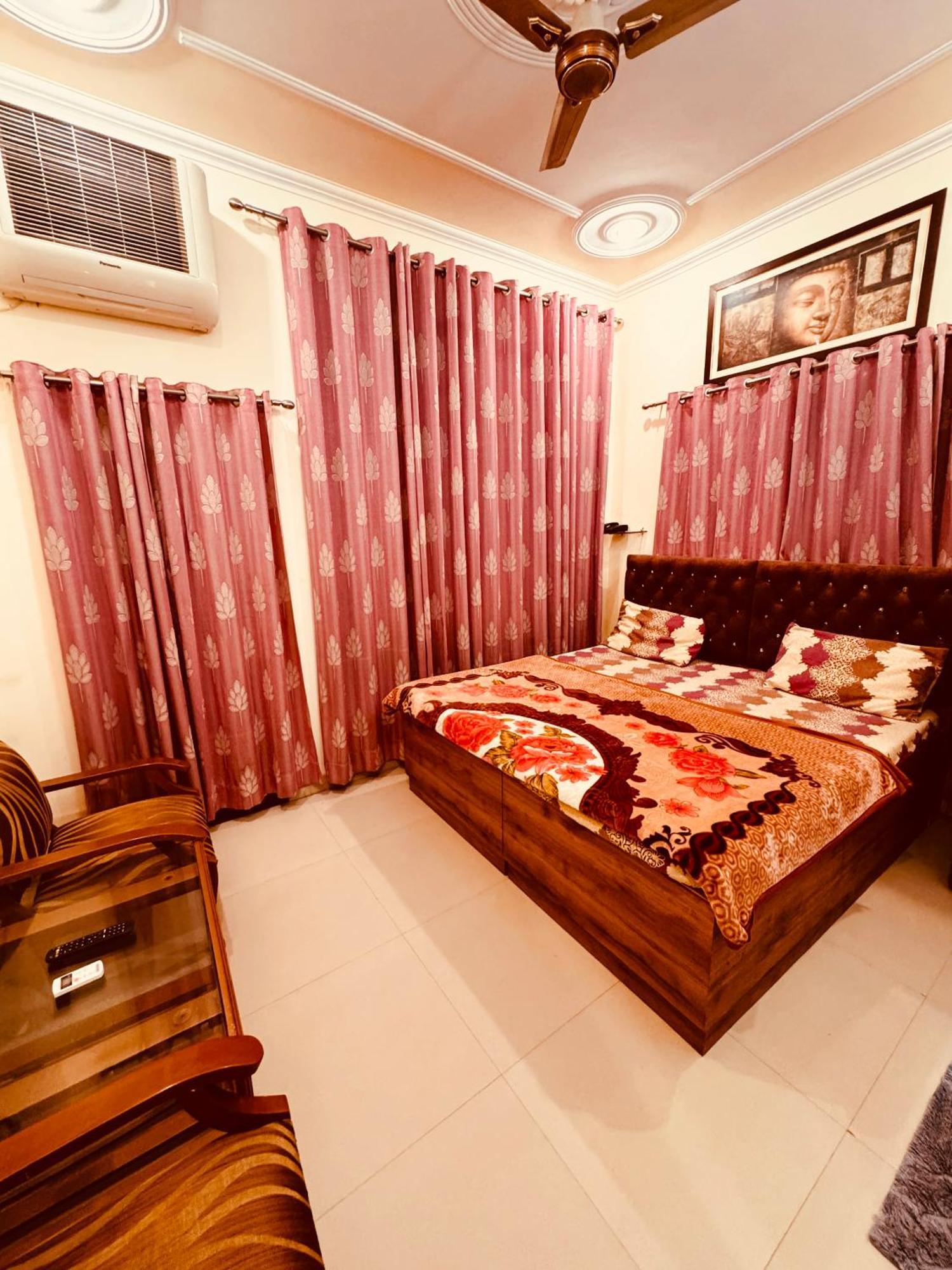 Qube House Bnb Rishīkesh Buitenkant foto